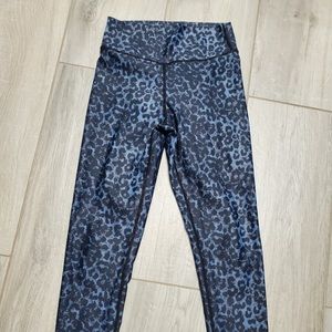 Zyia scrunchie booty leggings guc size 2